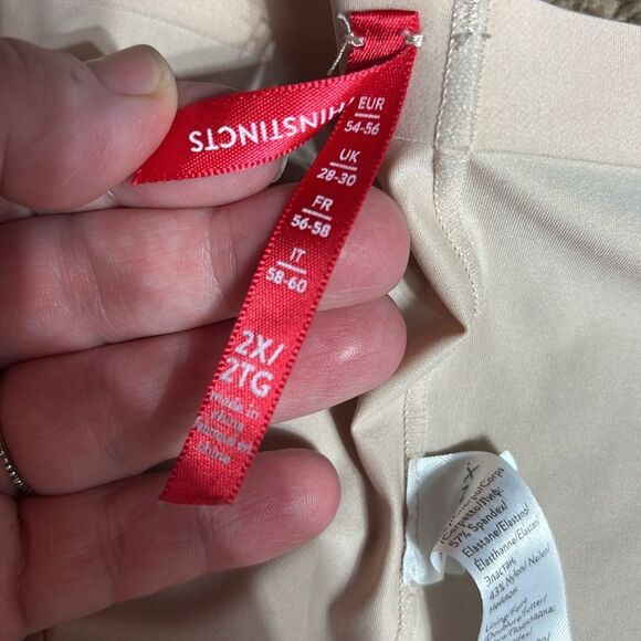 Spanx women’s 2x thinstincts 2.0 mid thigh shorts champagne beige shapewear - Picture 5 of 7